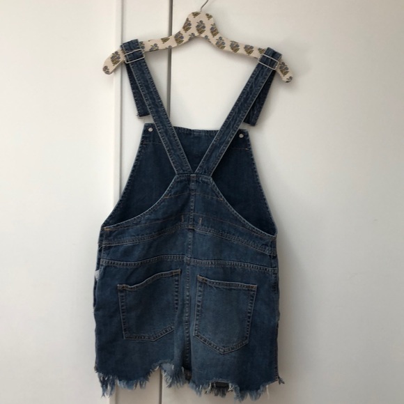 Free People Torn Up Denim Jumper sz 8 - Picture 4 of 7
